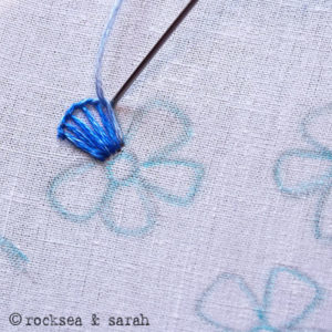 Stitch Flowers: Blanket Stitch - Sarah's Hand Embroidery Tutorials